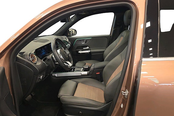 Mercedes-Benz EQB300 7 of 17