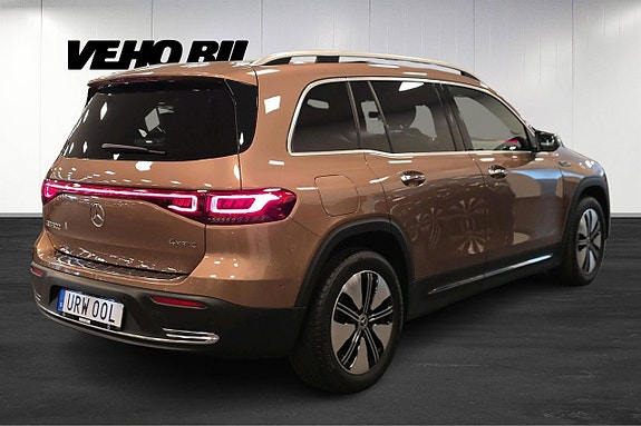 Mercedes-Benz EQB300 3 of 17