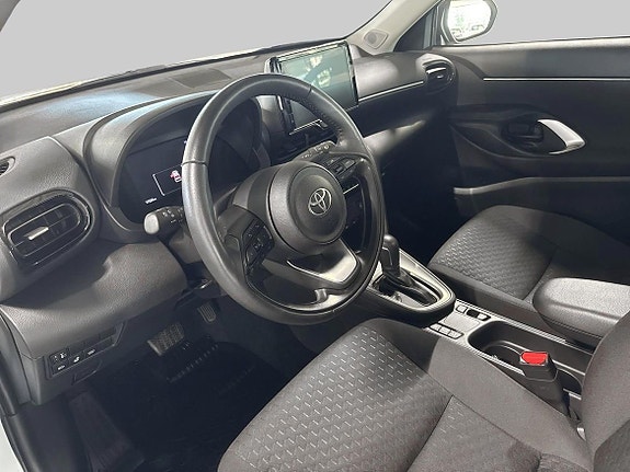Toyota Yaris Cross 13 of 18