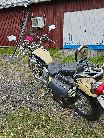 Yamaha XV535 2 of 3