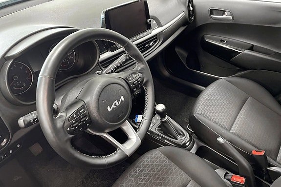 Kia Picanto 7 of 14