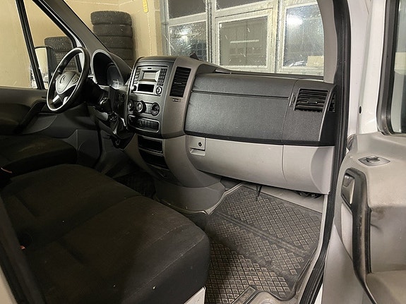 Mercedes-Benz Sprinter 316 4 of 6