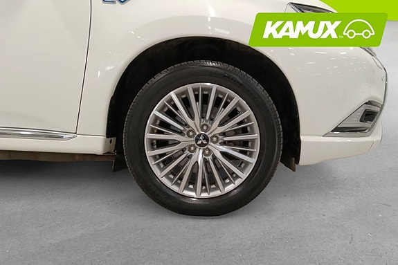 Mitsubishi Outlander 8 of 26