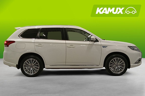 Mitsubishi Outlander 2 of 26