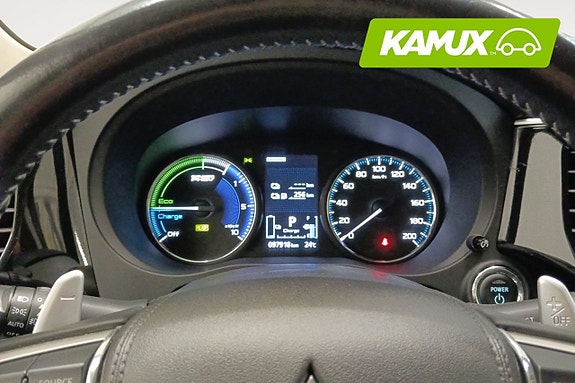 Mitsubishi Outlander 12 of 26