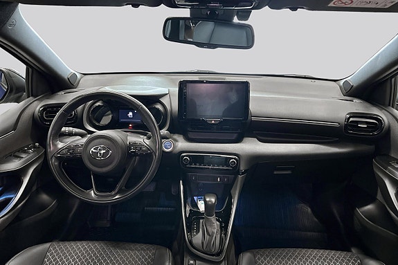Toyota Yaris 7 of 15