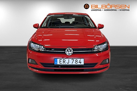 Volkswagen Polo 2 of 16