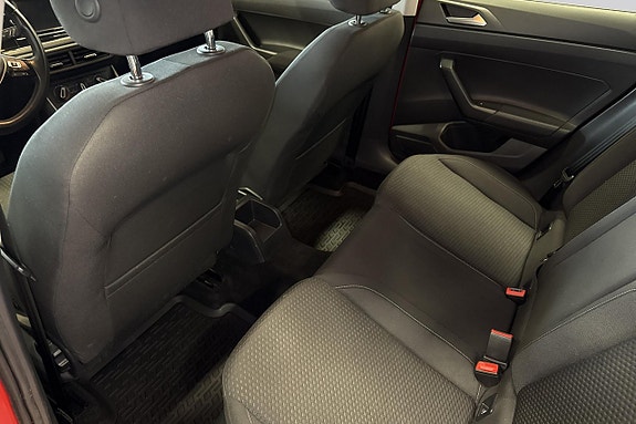 Volkswagen Polo 9 of 16