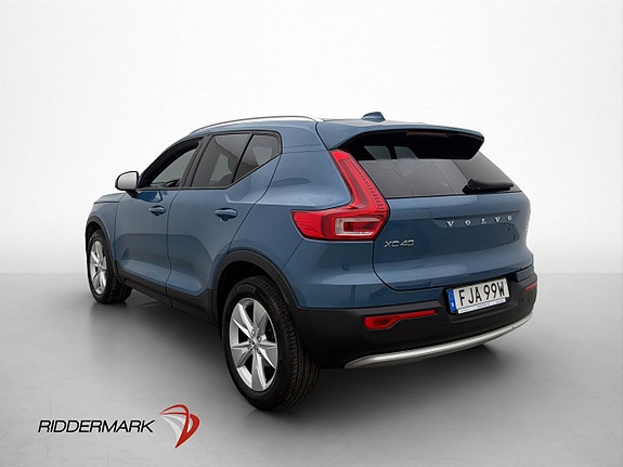 Volvo XC40 4 of 29