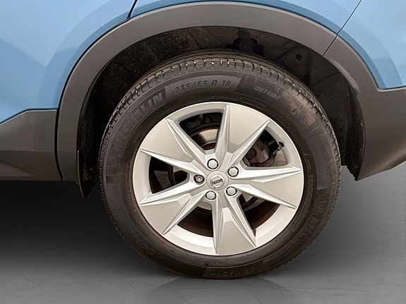 Volvo XC40 27 of 29