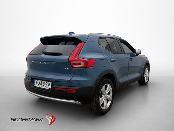Volvo XC40 6 of 29