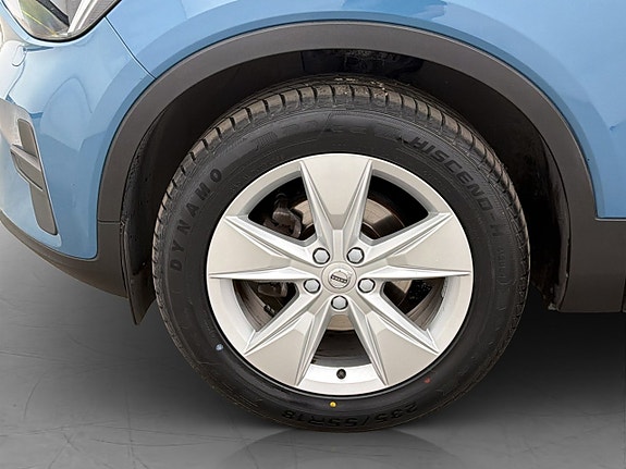 Volvo XC40 26 of 29