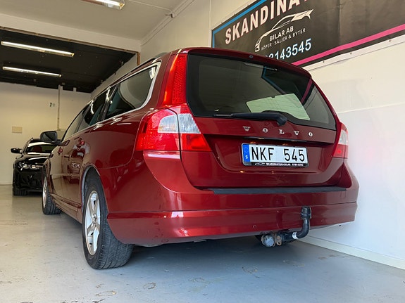 Volvo V70 7 of 16