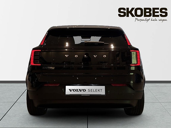 Volvo EX30 6 of 24