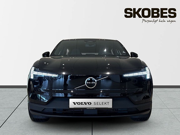 Volvo EX30 2 of 24