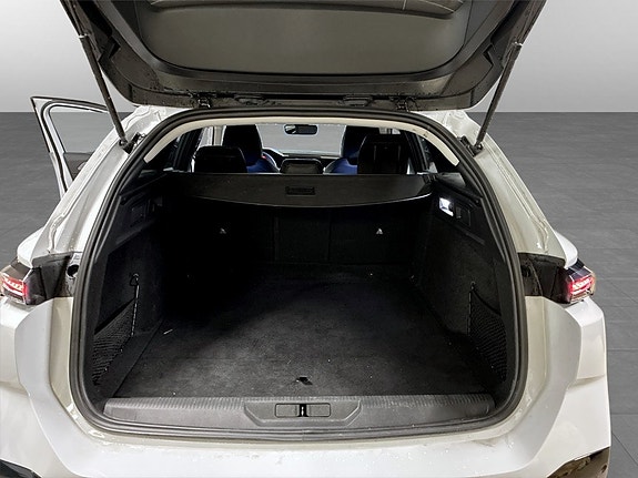 Peugeot 308 SW 19 of 19