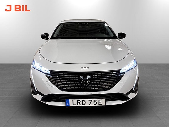 Peugeot 308 SW 16 of 19
