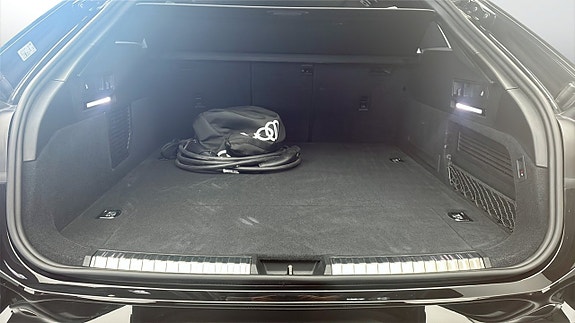 Audi A6 12 of 12