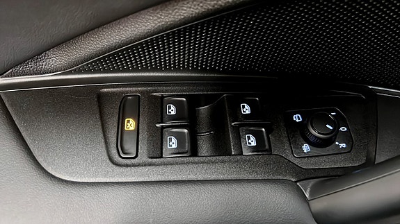 Volkswagen Tiguan 17 of 25