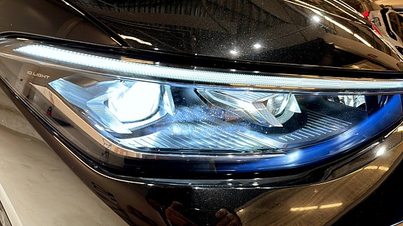 Volkswagen Passat 17 of 23