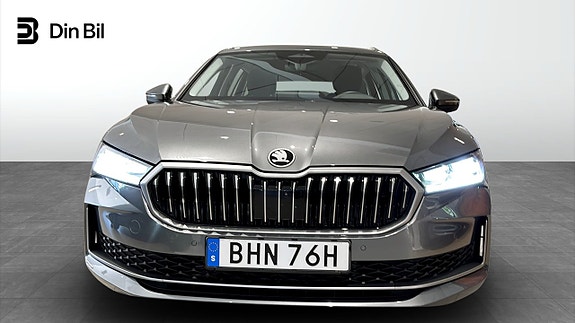 Skoda Superb 4 of 13
