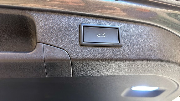 Skoda Superb 14 of 22