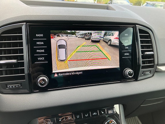 Skoda Karoq 6 of 23
