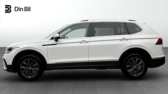 Volkswagen Tiguan Allspace 2 of 12