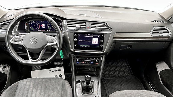 Volkswagen Tiguan Allspace 10 of 12