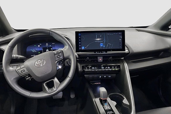 Toyota C-HR 7 of 12