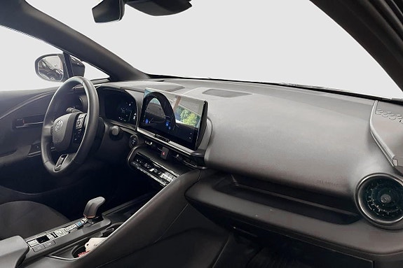 Toyota C-HR 9 of 12