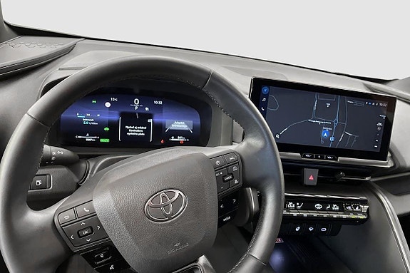 Toyota C-HR 8 of 12