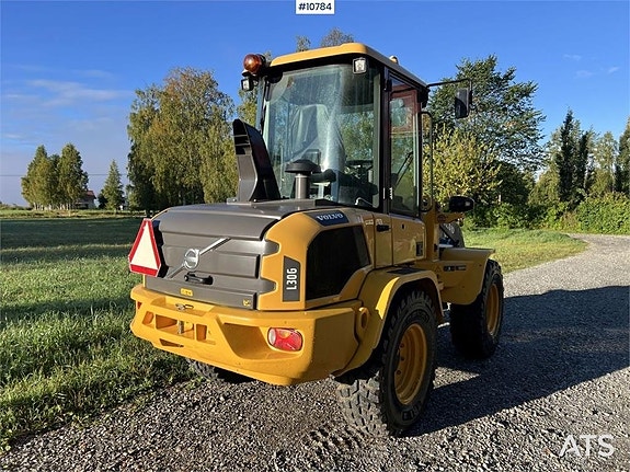 Volvo L30GS Hjullastare med redskap (589,000:- ex moms) 8 of 24