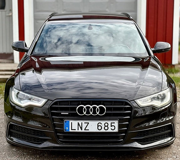Audi A6 2 of 30
