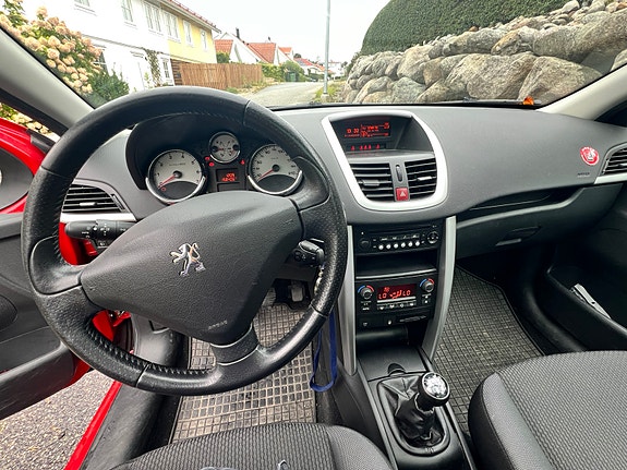 Peugeot 207 9 of 9
