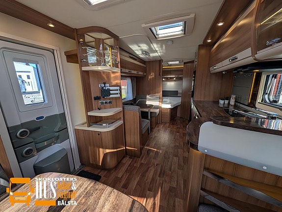 Knaus 650 Südwind Exclusive Scandinavia Alde Solcell 180W Förtält 8 of 19