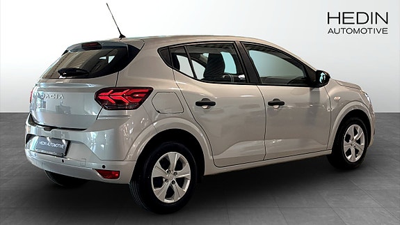 Dacia Sandero 2 of 12