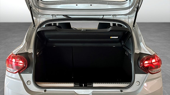 Dacia Sandero 10 of 12