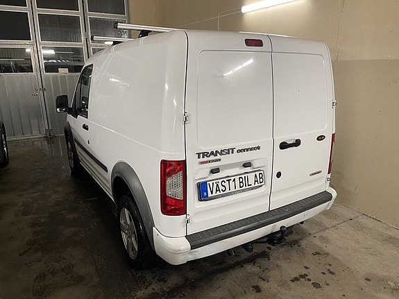 Ford Transit Connect 4 of 11