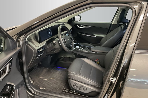 Kia EV6 10 of 18