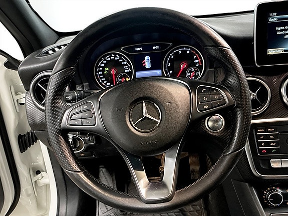 Mercedes-Benz A180 7 of 19