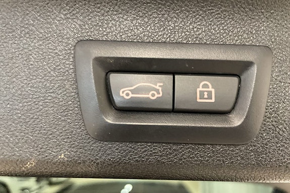 BMW 520d 15 of 18