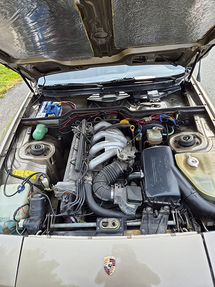 Porsche 944 9 of 9