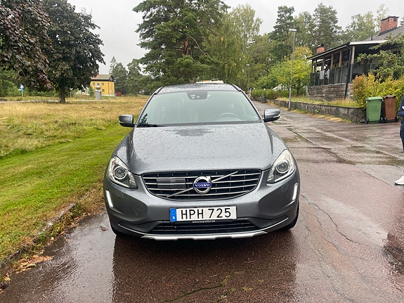 Volvo XC60 3 of 4