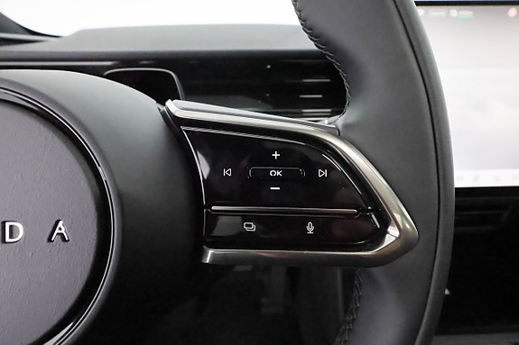 Mazda CX-6e 23 of 30
