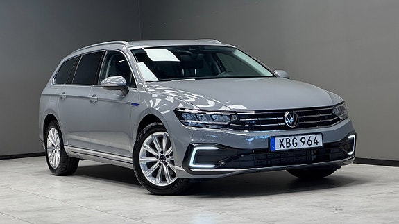 Volkswagen Passat 16 of 25