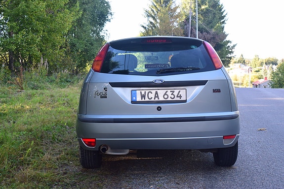 Ford Focus 9 of 13