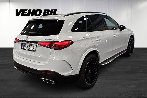 Mercedes-Benz GLC300 e 3 of 26