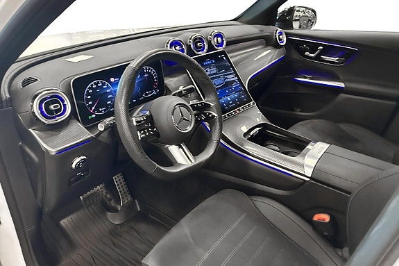 Mercedes-Benz GLC300 e 6 of 26