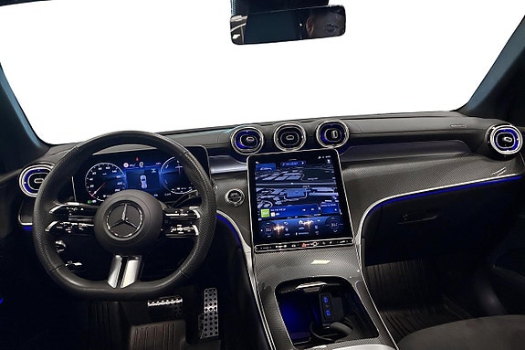 Mercedes-Benz GLC300 e 8 of 26